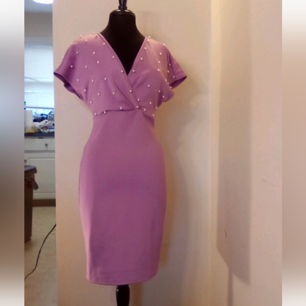UNBRANDED MEDIUM Purple Flutter Sleeve Sheath Midi Dress - Picture 2 of 4